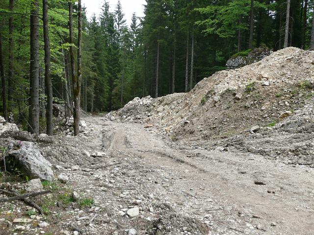 TAV0905_00087.jpg