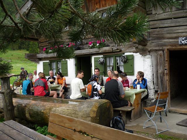 TAV0905_00093.jpg